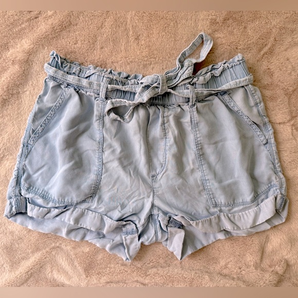 2/$20 ✨Aerie Chambray Blue Paperbag Tie Short Size M - Picture 2 of 6